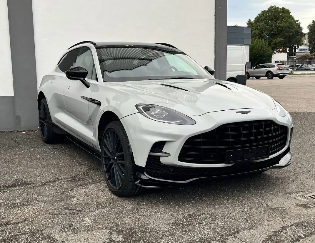 Aston Martin DBX 707 2026 — Veyra Cars, Europe. The 2026 Aston Martin DBX 707 pairs 707 hp with a five-seat cabin, a combination that…