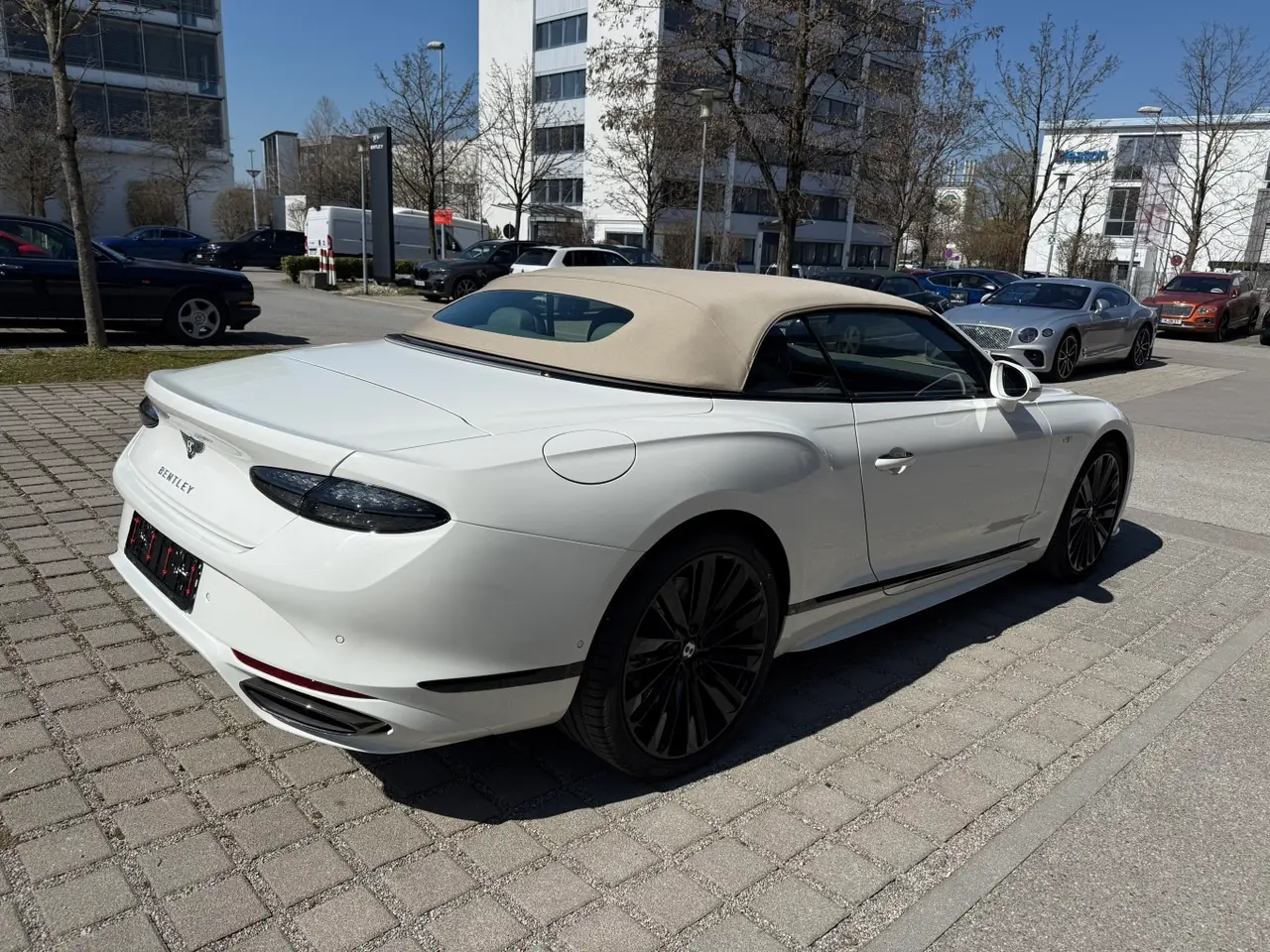 Bentley Continental GTC Speed 2025, exterior — Veyra Cars, Europe. The 2025 Bentley Continental GTC Speed is a four-seat grand tourer built for open-air…