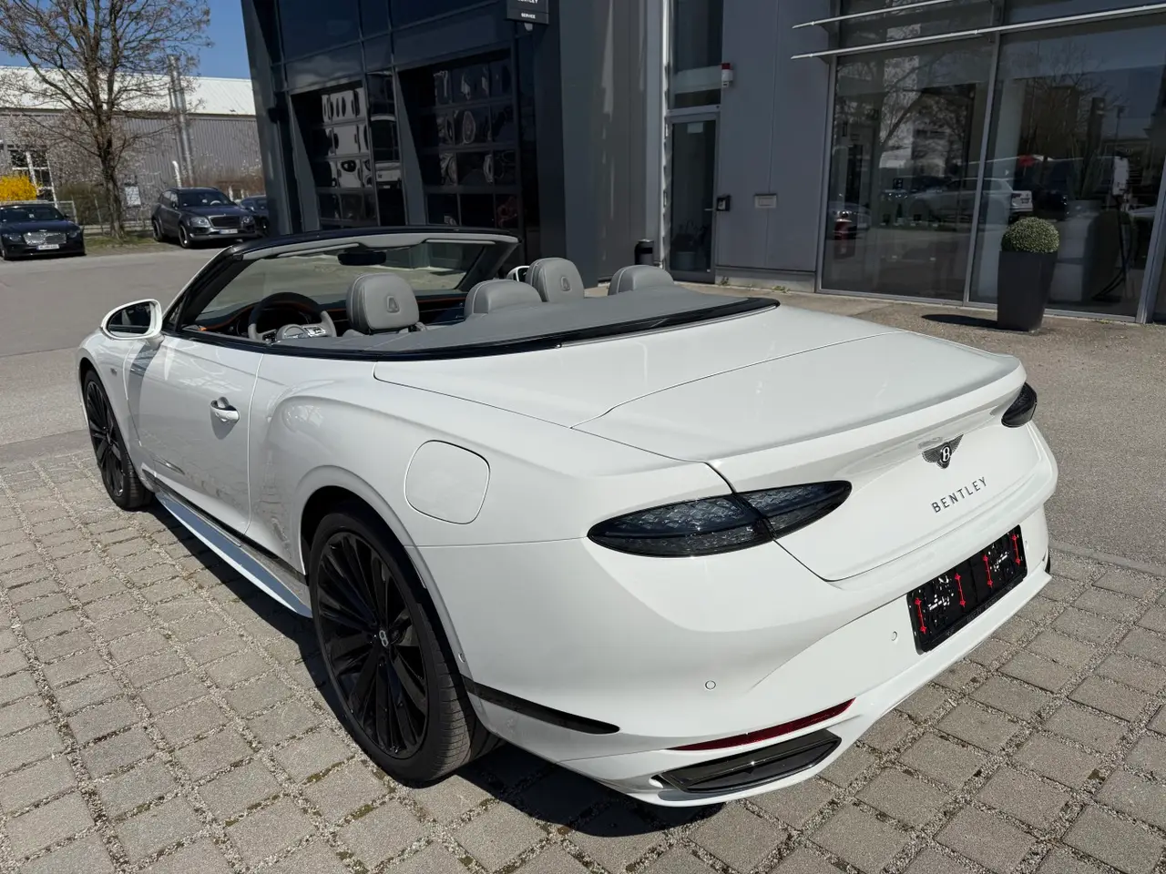 Bentley Continental GTC Speed 2025, side profile — Veyra Cars, Europe. The 2025 Bentley Continental GTC Speed is a four-seat grand tourer built for open-air…