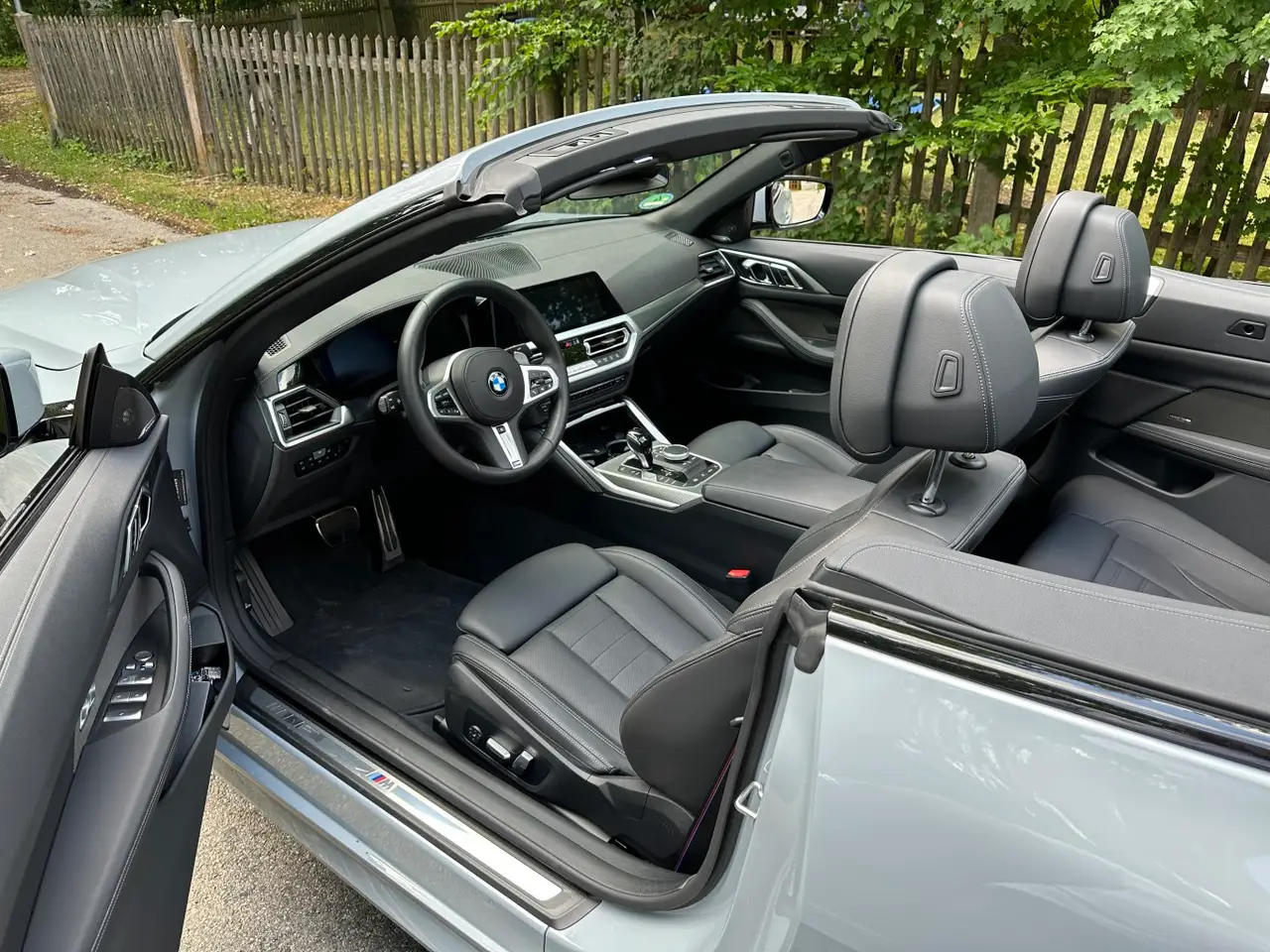 BMW 430i Cabrio 2023, interior — Veyra Cars, Europe. The 2023 BMW 430i Cabrio pairs 245 hp with a folding roof, giving four seats and a…