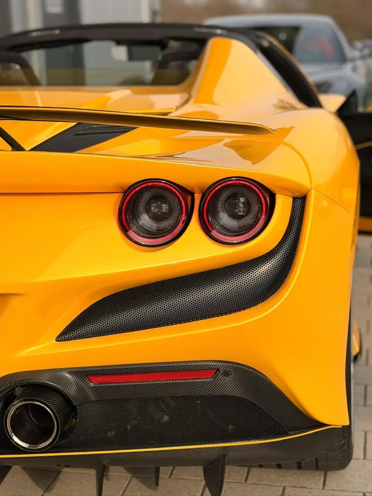 Ferrari F8 SPIDER 2023, front view — Veyra Cars, Europe. The Ferrari F8 Spider pairs a twin-turbo V8 producing 720 hp with a folding hard top,…