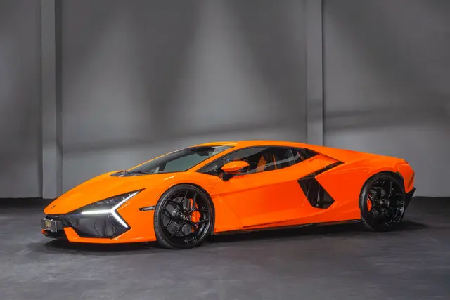 Lamborghini Revuelto 2026 — Veyra Cars, Europe