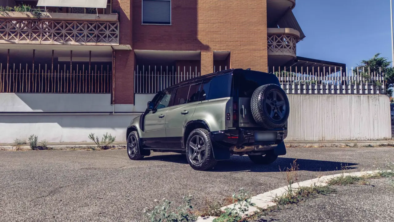 Land Rover Defender X-Dynamic 7 seater 2024, front view — Veyra Cars, Europe. The 2024 Land Rover Defender X-Dynamic seats seven and carries its 300 hp with the…