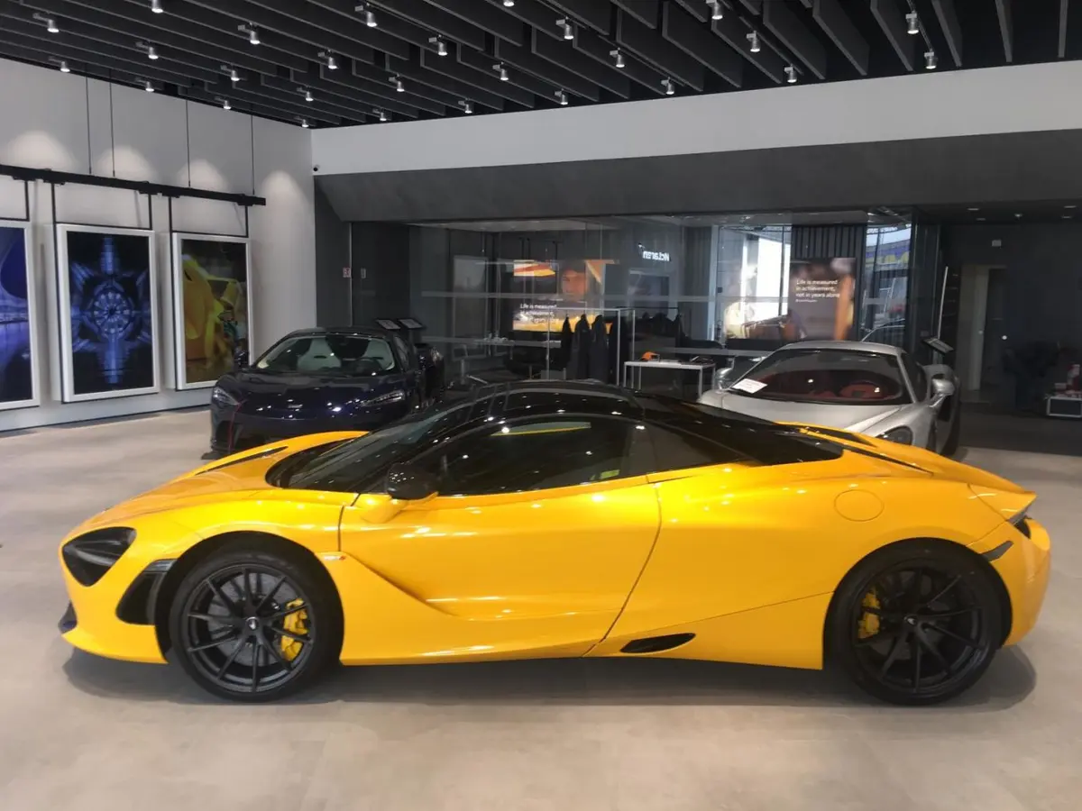 McLaren 720S Spider 2022, rear view — Veyra Cars, Europe. The McLaren 720S Spider is built around a simple idea: two seats, 720 hp, and nothing to…
