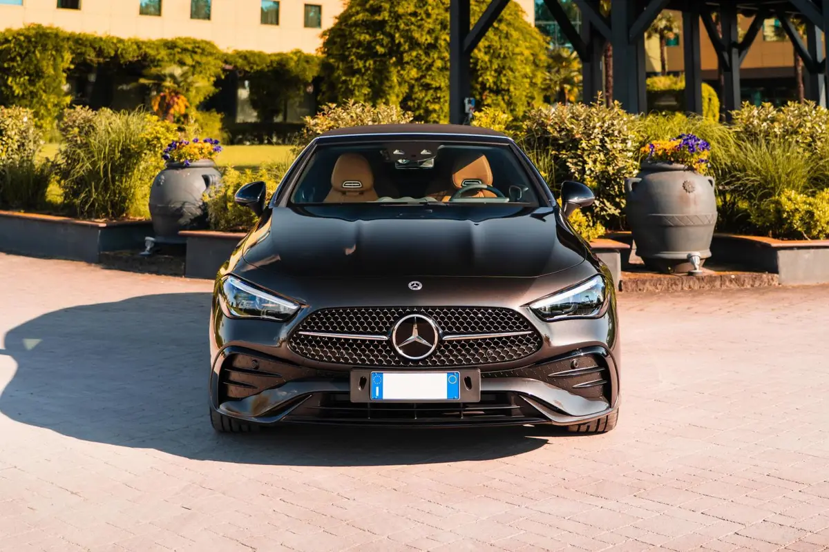 Mercedes Benz CLE 300 Cabriolet AMG Premium 2025, interior — Veyra Cars, Europe. The 2025 Mercedes Benz CLE 300 Cabriolet AMG Premium sits between comfort and presence, a…