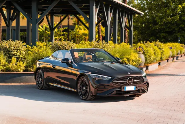 Mercedes Benz CLE 300 Cabriolet AMG Premium 2025 — Veyra Cars, Europe