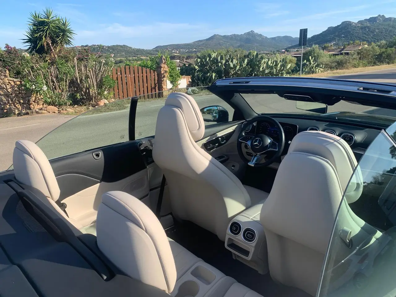 Mercedes Benz CLE Cabrio 2025, interior — Veyra Cars, Europe. The 2025 Mercedes Benz CLE Cabrio pairs a 258 hp four-cylinder with the composure…