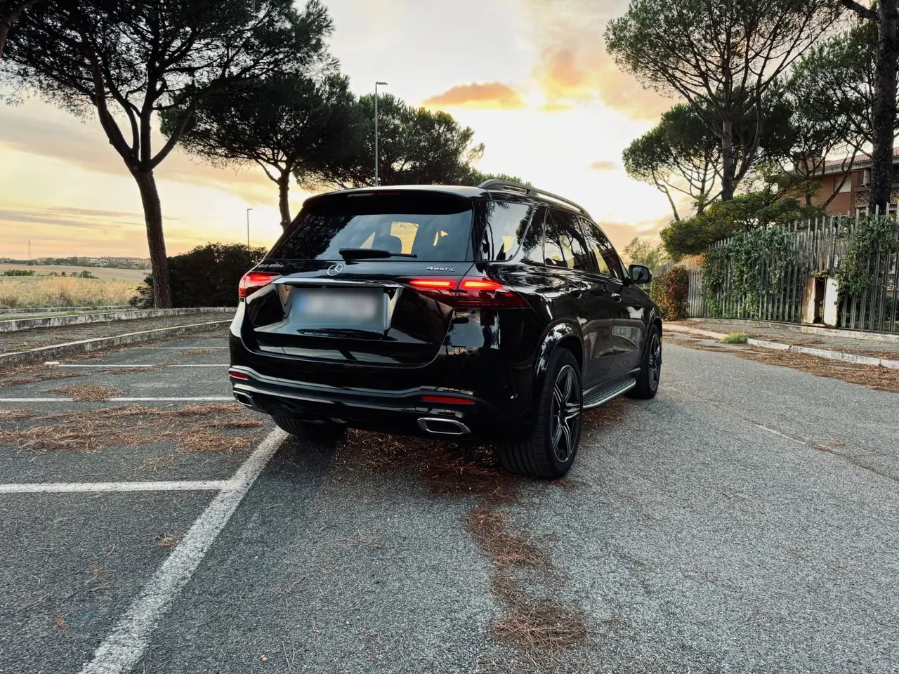 Mercedes Benz GLE 450 AMG 2024, rear view — Veyra Cars, Europe. The Mercedes Benz GLE 450 AMG pairs a 367 hp six-cylinder platform with the composure…