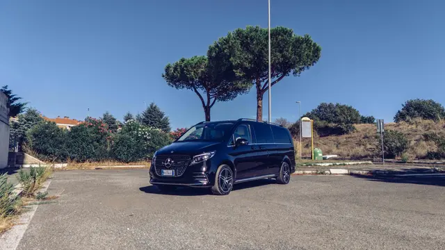 Mercedes Benz V300 4x4 XL VIP (Captain, 7 seat) 2025 — Veyra Cars, Europe