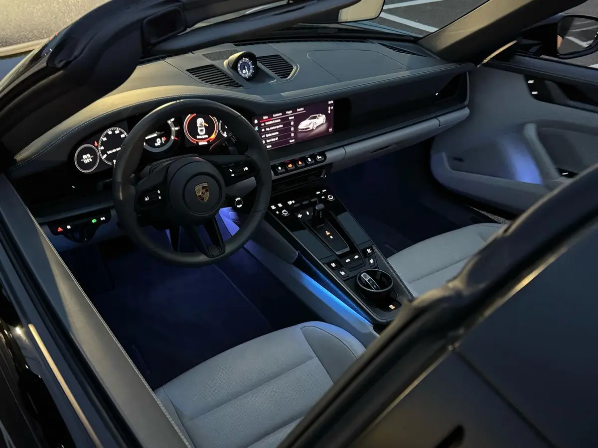 Porsche 911 Targa 2025, exterior — Veyra Cars, Europe. The 2025 Porsche 911 Targa pairs 541 hp with the Targa's distinctive open-air roof…