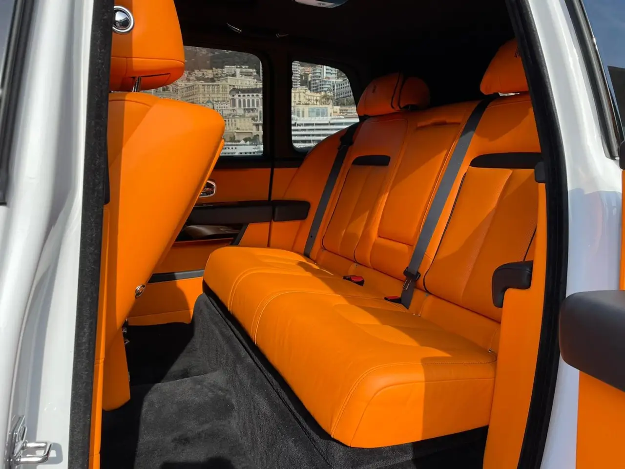 Rolls-Royce Cullinan 2022, front view — Veyra Cars, Europe. The 2022 Rolls-Royce Cullinan brings 563 hp to a body built for composure rather than…