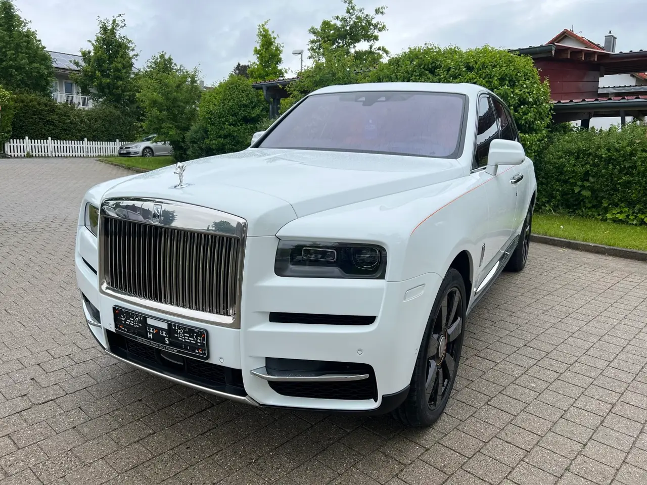 Rolls-Royce Cullinan 2022, dashboard — Veyra Cars, Europe. The 2022 Rolls-Royce Cullinan brings 563 hp to a body built for composure rather than…