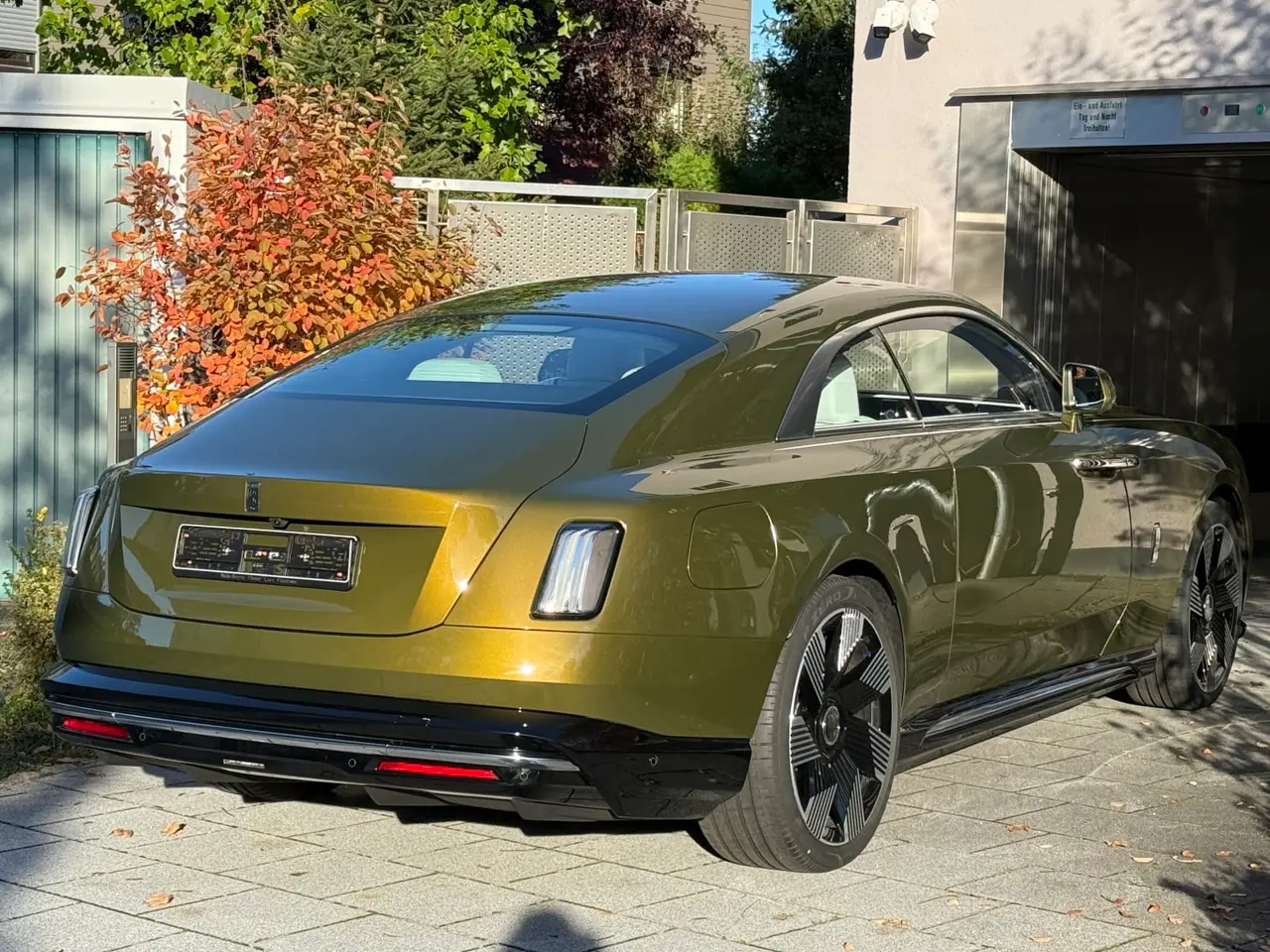 Rolls-Royce Spectre 2024, exterior — Veyra Cars, Europe. The 2024 Rolls-Royce Spectre carries its 584 hp with a calm, unhurried authority rather…